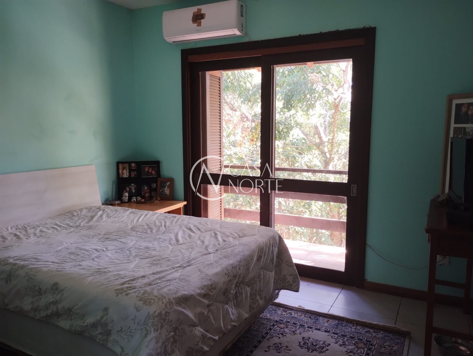 Chácara à venda com 2 quartos, 135m², 3 vagas, Estrada Maria Altina no bairro Hípica em Porto Alegre