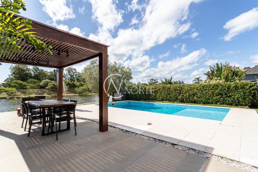 Casa de Condomínio à venda com 4 quartos, 340m², 4 suítes, 4 vagas, Avenida Juca Batista no bairro Terraville em Porto Alegre