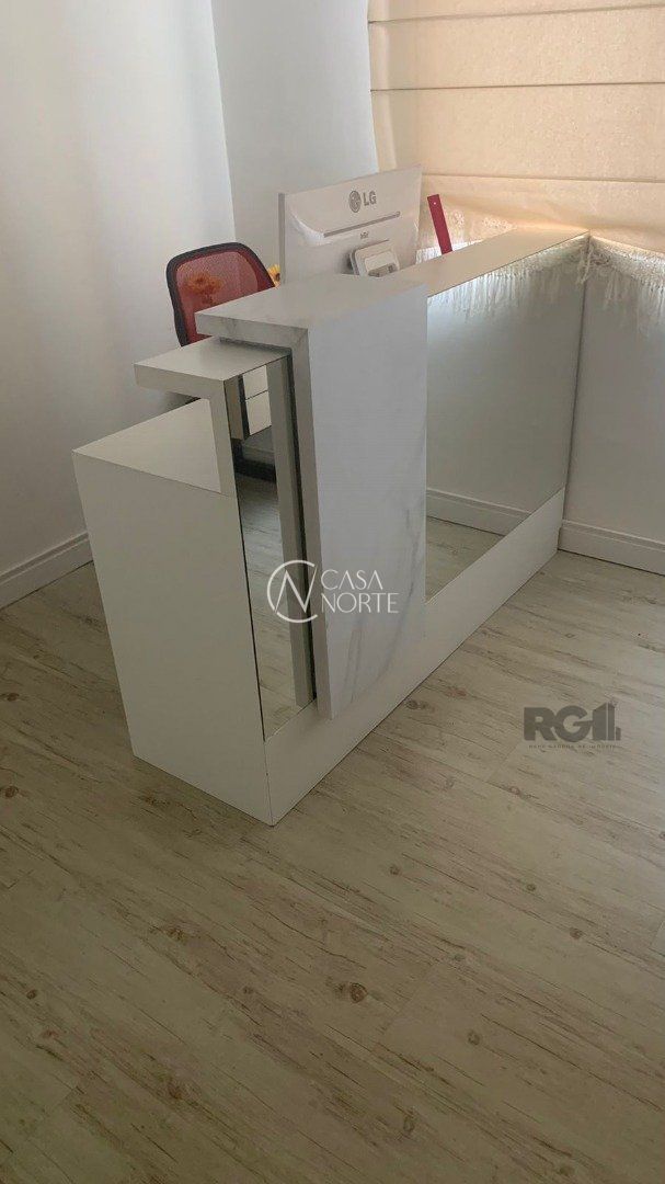 Apartamento à venda com 3 quartos, 79m², 1 vaga, Avenida Wenceslau Escobar no bairro Tristeza em Porto Alegre