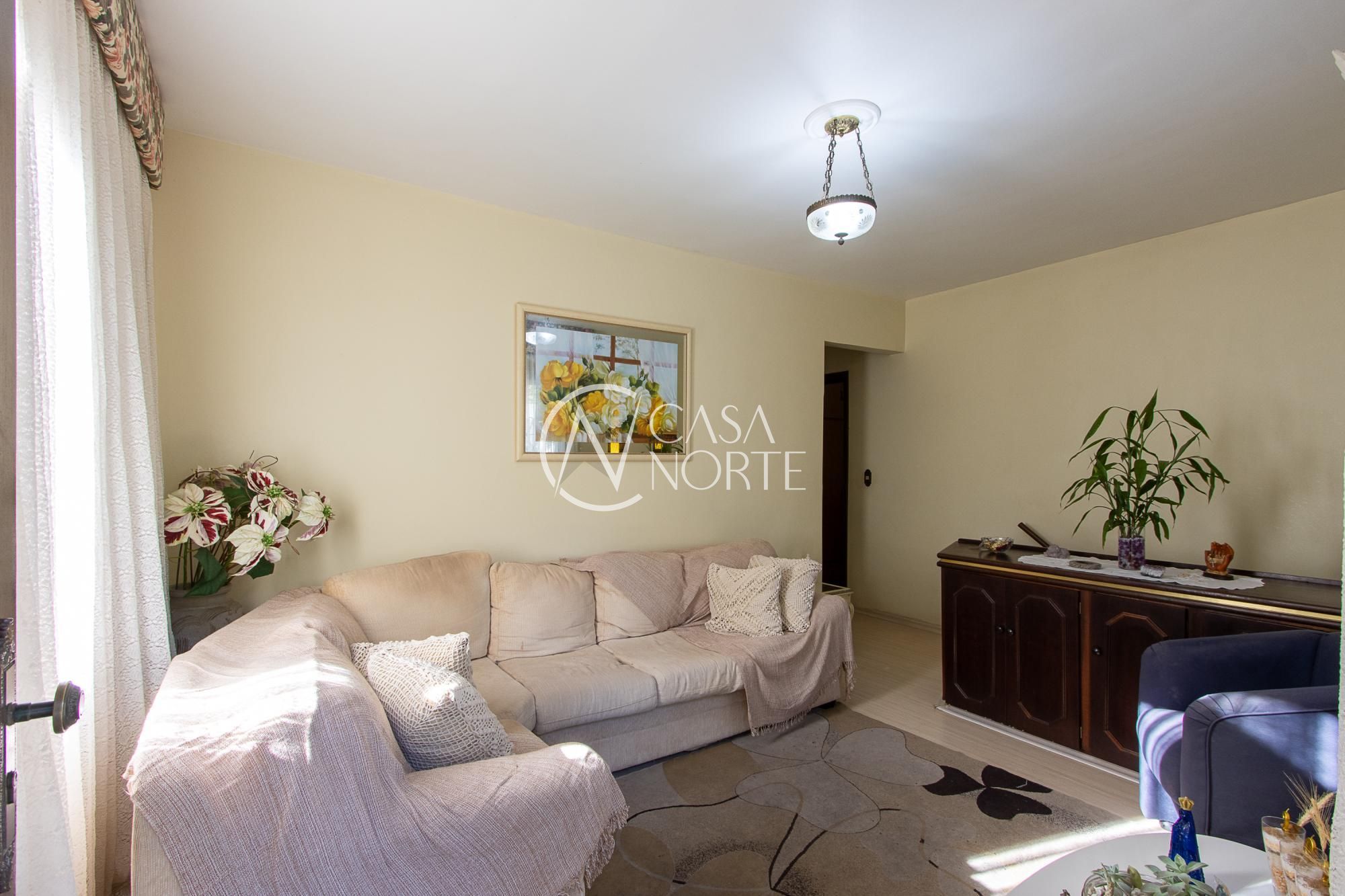 Casa à venda com 5 quartos, 315m², 3 suítes, 2 vagas, Rua Simão Bolívar no bairro Vila Conceição em Porto Alegre