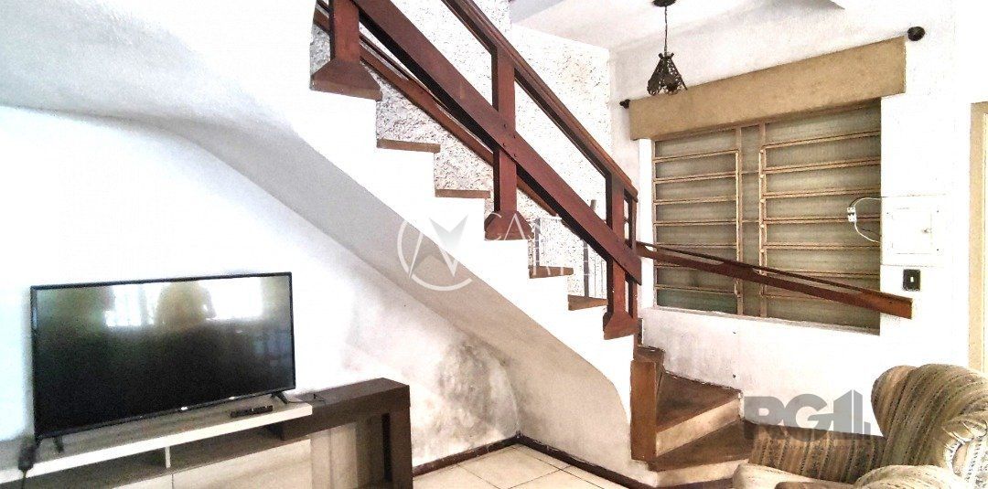 Casa Comercial à venda , 206m², Rua Santa Cecilia no bairro Santa Cecília em Porto Alegre