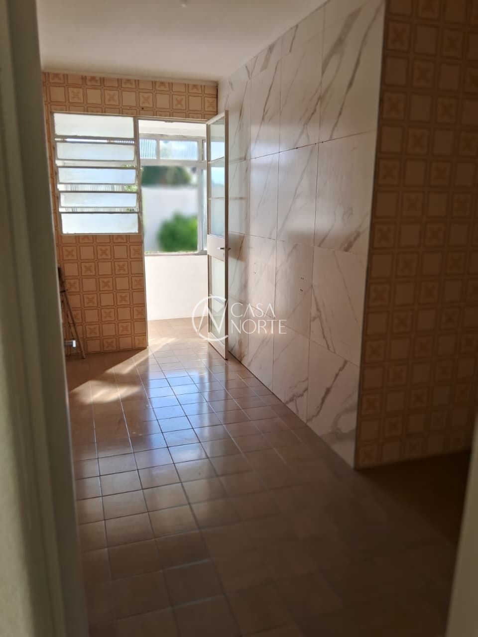 Apartamento à venda com 2 quartos, 75m², 1 vaga, Rua Doutor Pereira Neto no bairro Tristeza em Porto Alegre