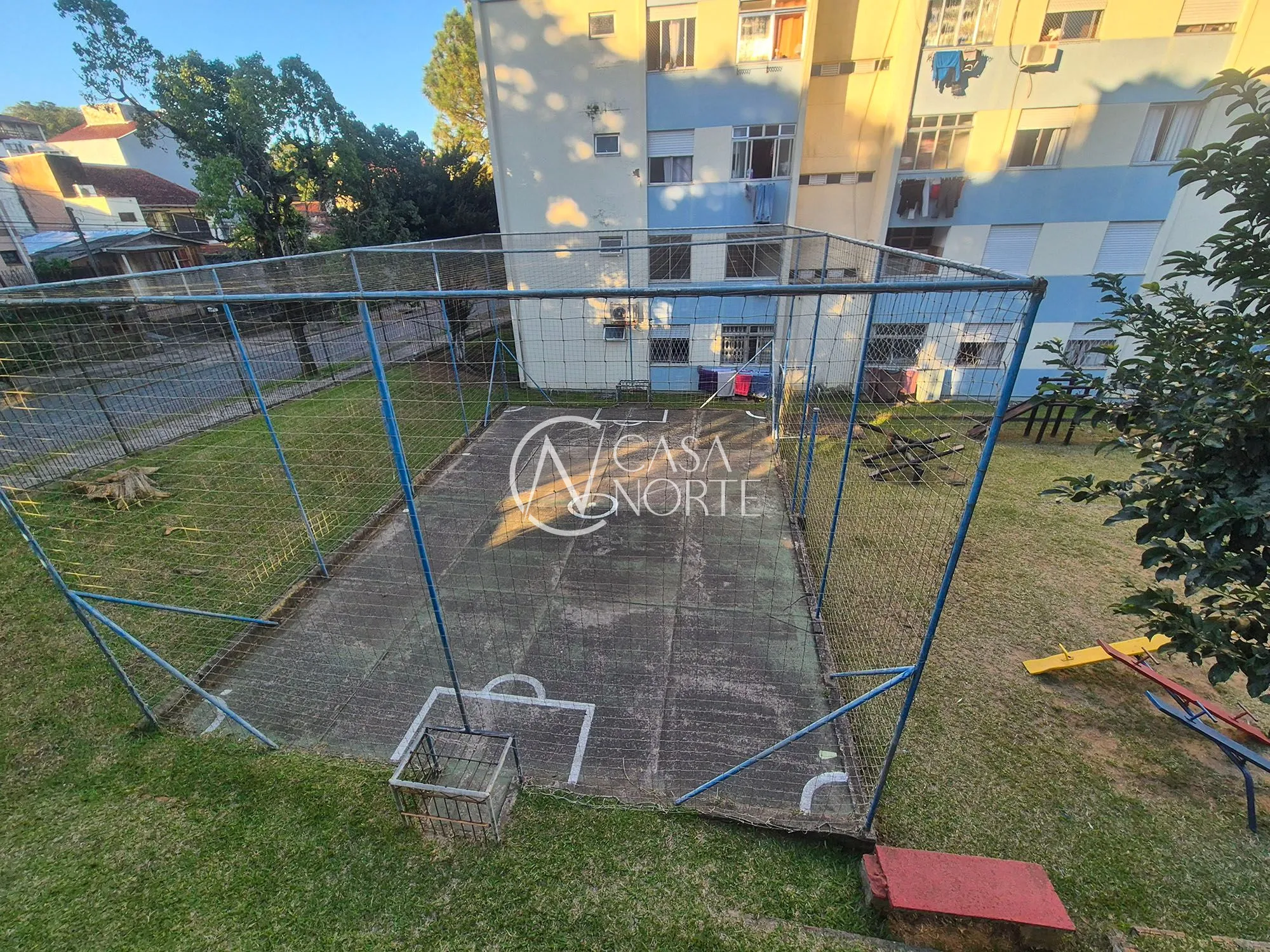 Apartamento à venda com 3 quartos, 62m², 1 vaga, Rua Derocy Giácomo da Silva no bairro Vila Nova em Porto Alegre
