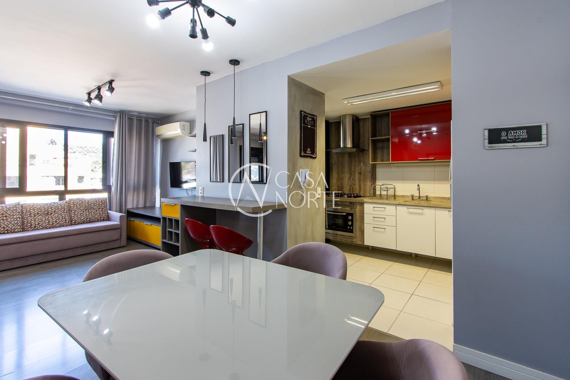 Apartamento à venda com 2 quartos, 65m², 1 vaga, Rua Marechal Hermes no bairro Camaquã em Porto Alegre