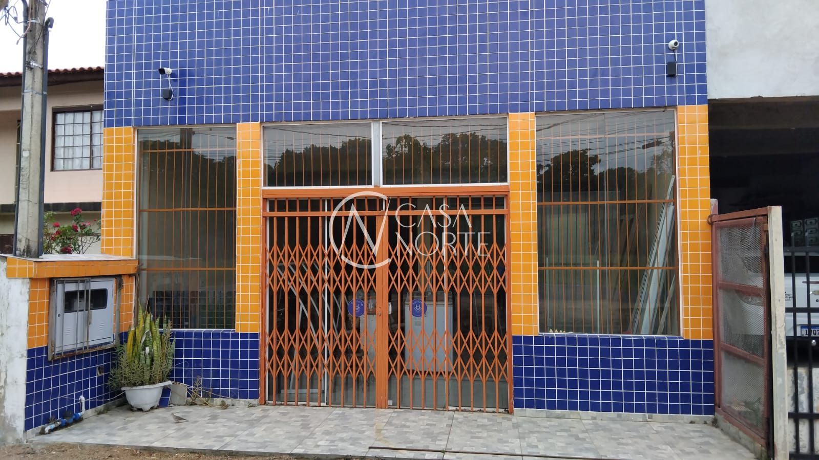 Casa à venda com 2 quartos, 182m², 1 suíte, 3 vagas, Avenida do Lami no bairro Lami em Porto Alegre