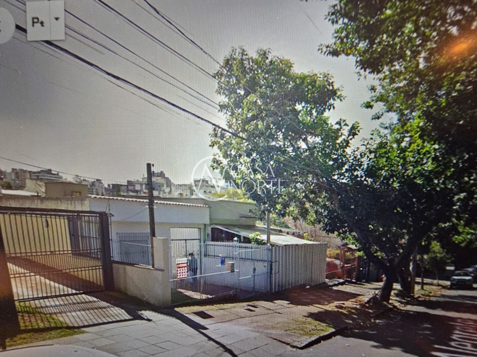 Terreno à venda  com 234m², Avenida Alegrete no bairro Petrópolis em Porto Alegre