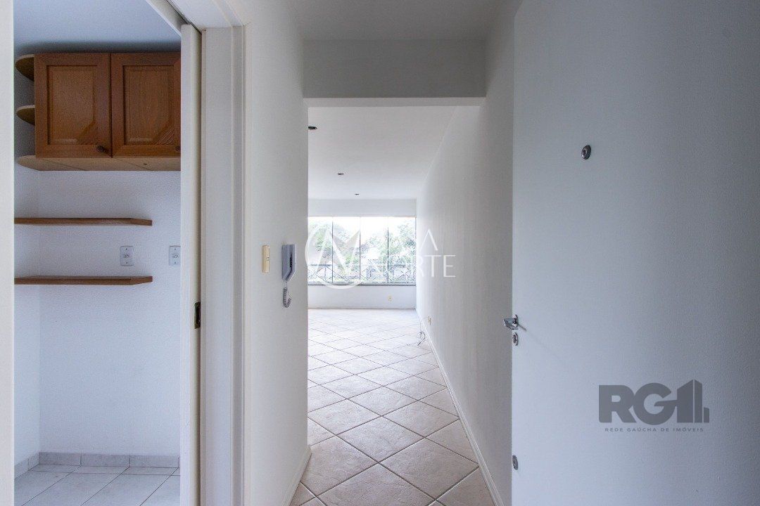 Apartamento à venda com 2 quartos, 64m², 1 vaga, Rua Xavier da Cunha no bairro Nonoai em Porto Alegre