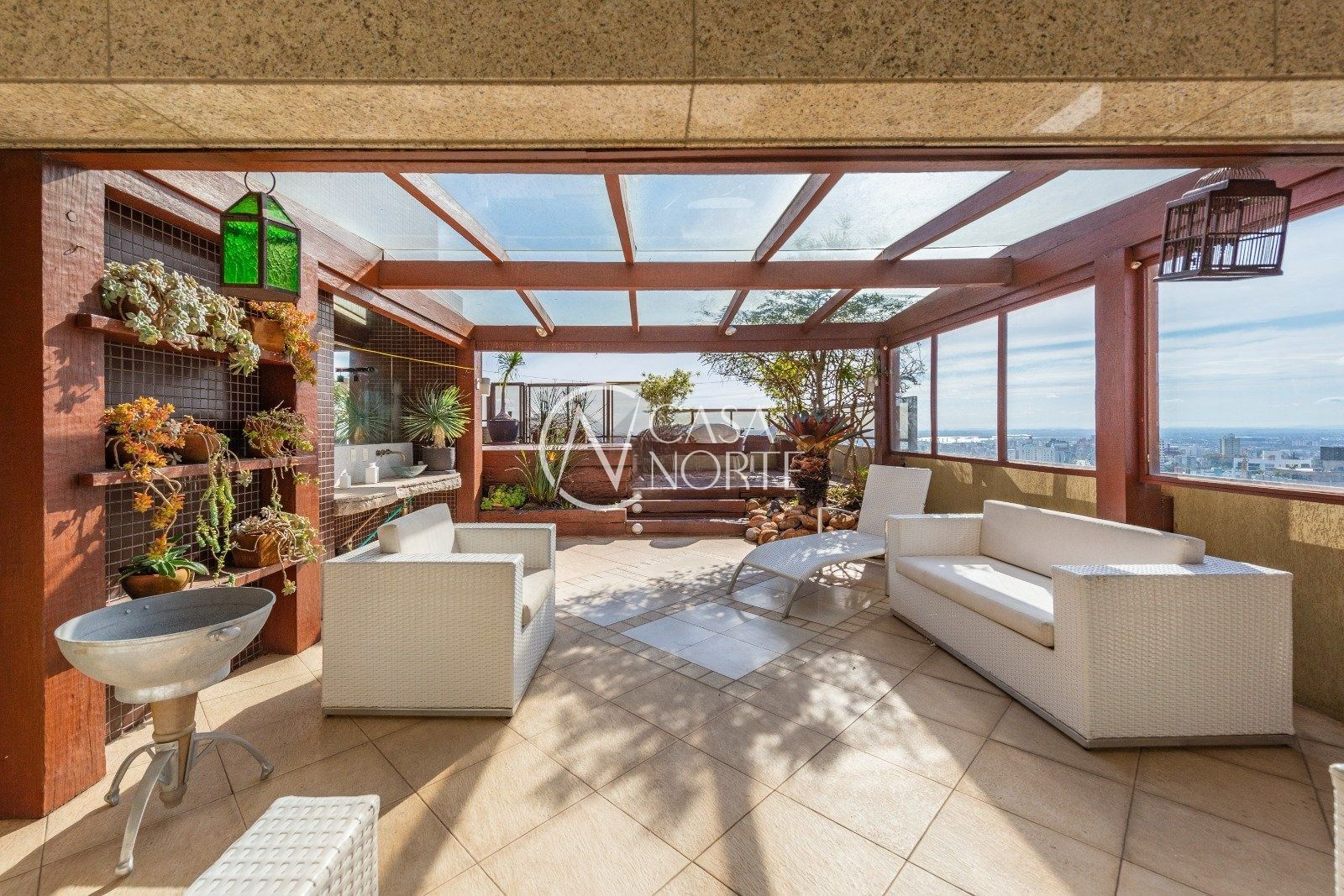 Apartamento à venda com 4 quartos, 600m², 3 suítes, 4 vagas, Avenida Luiz Manoel Gonzaga no bairro Três Figueiras em Porto Alegre