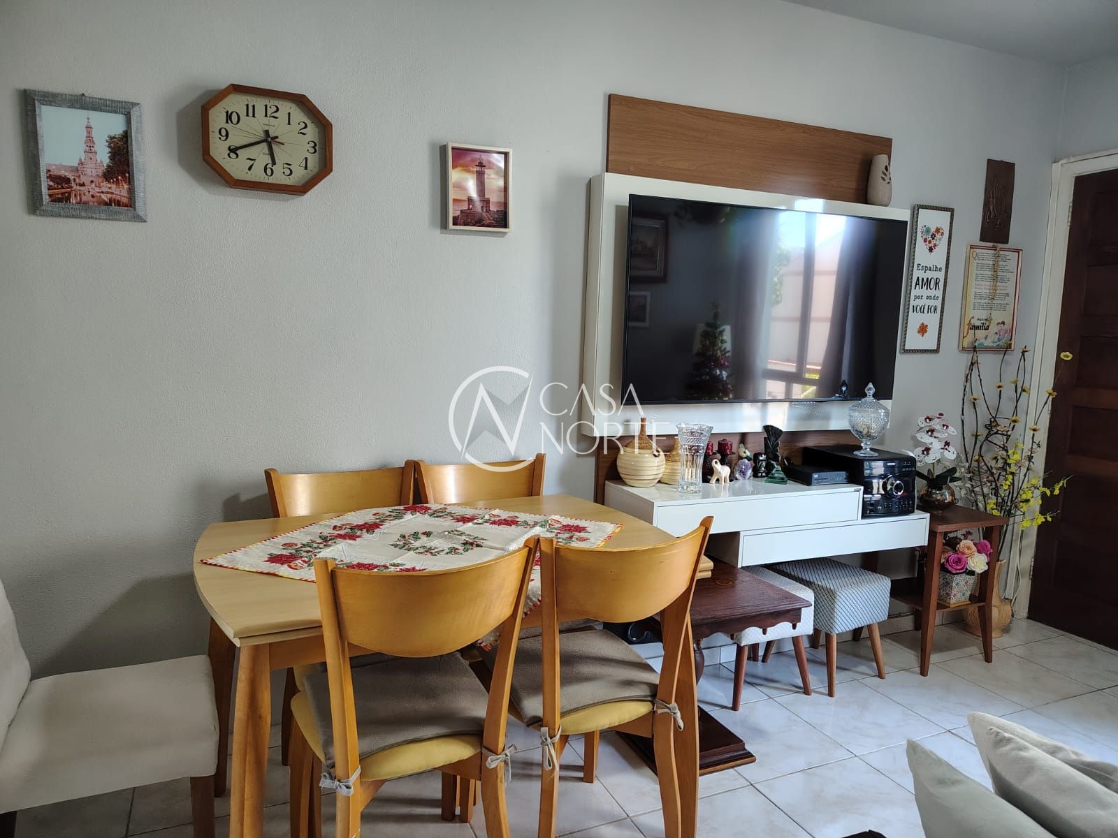 Apartamento à venda com 2 quartos, 54m², 1 vaga, Rua Padre João Batista Reus no bairro Camaquã em Porto Alegre