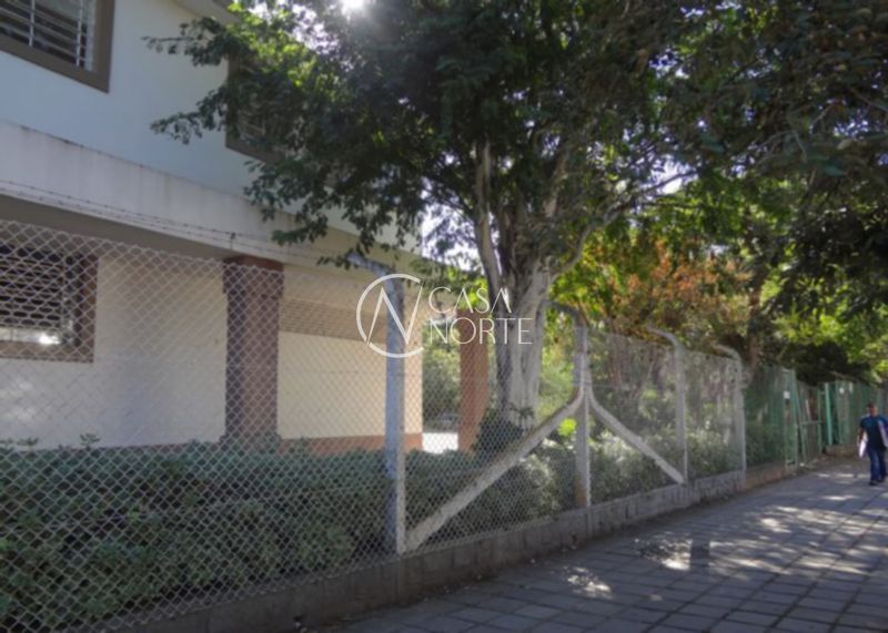 Prédio Comercial à venda , 13000m², Rua Frederico Mentz no bairro Navegantes em Porto Alegre