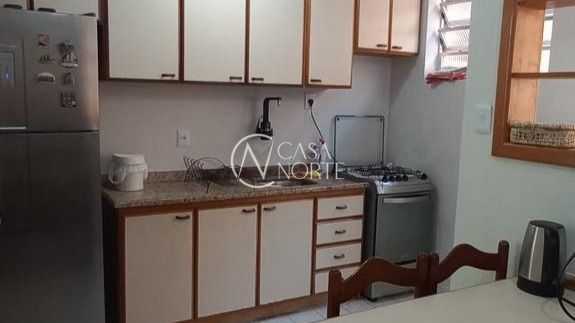 Apartamento à venda com 3 quartos, 75m², Rua Eurico Lara no bairro Medianeira em Porto Alegre