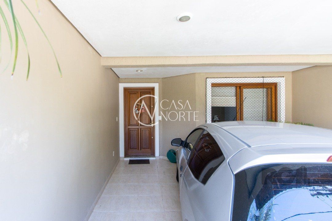 Casa de Condomínio à venda com 3 quartos, 86m², 1 suíte, 2 vagas, Avenida João Salomoni no bairro Vila Nova em Porto Alegre