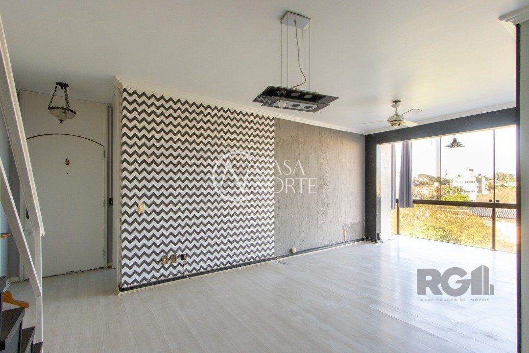 Cobertura à venda com 3 quartos, 207m², 1 suíte, 1 vaga, Rua Butui no bairro Cristal em Porto Alegre