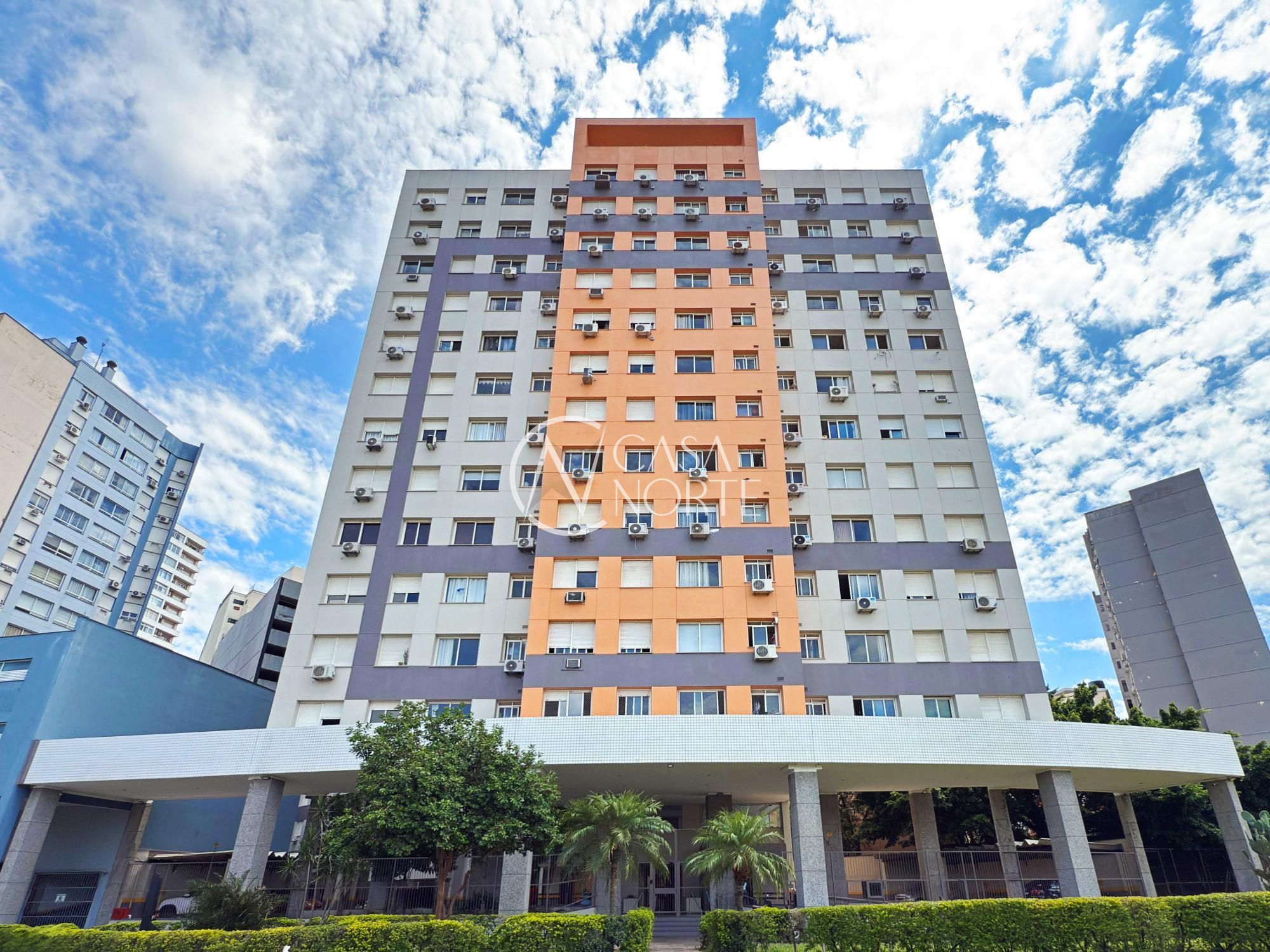 Apartamento à venda com 2 quartos, 53m², 1 vaga, Avenida Loureiro da Silva no bairro Cidade Baixa em Porto Alegre