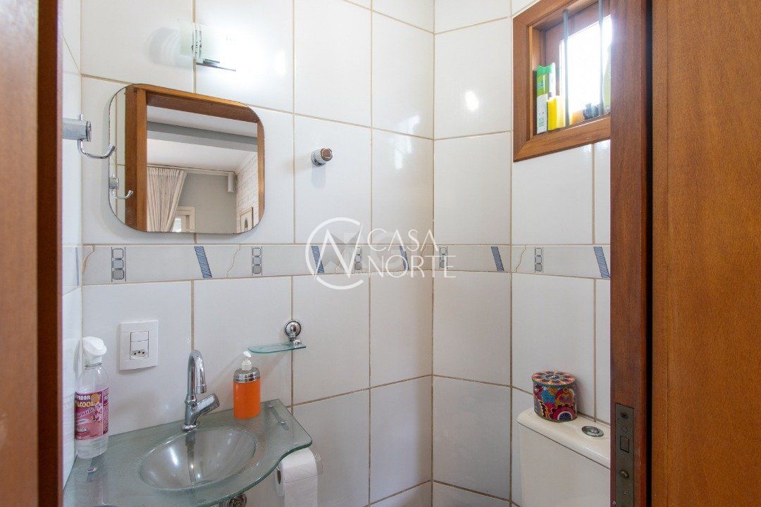 Casa de Condomínio à venda com 3 quartos, 150m², 1 suíte, 2 vagas, Rua Landel de Moura no bairro Tristeza em Porto Alegre