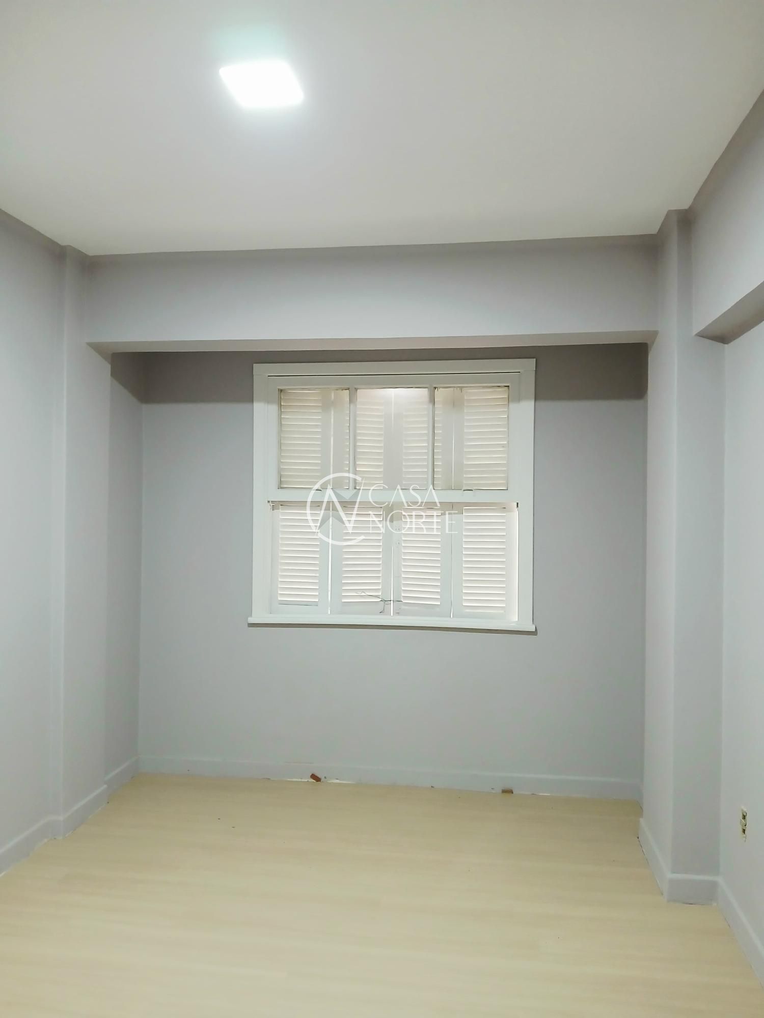 Apartamento à venda com 2 quartos, 100m², Avenida Borges de Medeiros no bairro Centro Histórico em Porto Alegre