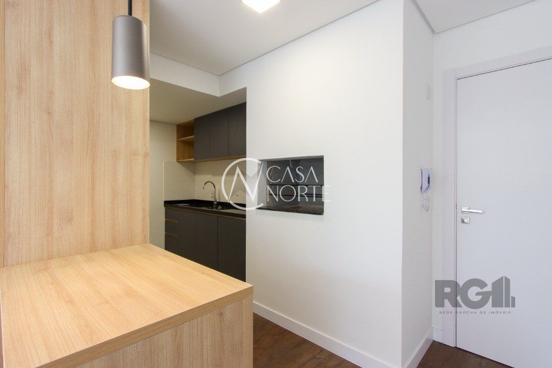 Apartamento à venda com 2 quartos, 88m², 1 suíte, 1 vaga, Rua Artigas no bairro Petrópolis em Porto Alegre