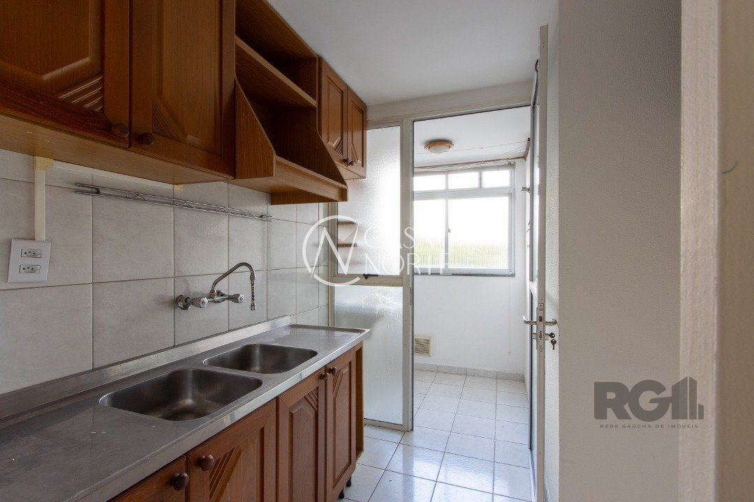 Apartamento à venda com 2 quartos, 64m², 1 vaga, Rua Xavier da Cunha no bairro Nonoai em Porto Alegre