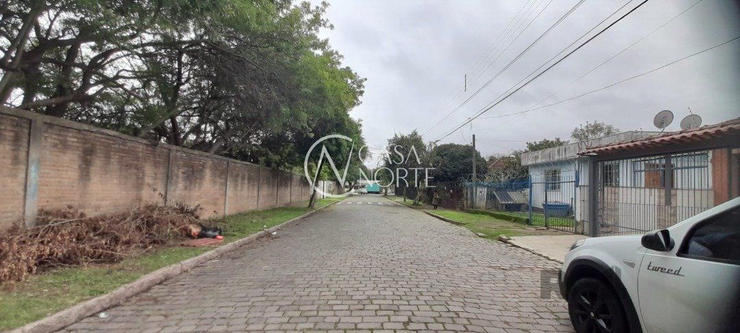 Terreno à venda  com 300m², Rua Manoel do Carmo no bairro Nonoai em Porto Alegre