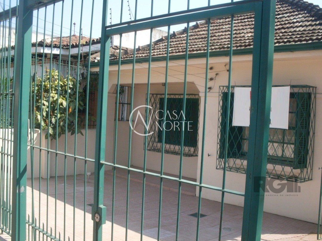 Casa Comercial à venda , 201m², 6 vagas, Rua Coronel Aparício Borges no bairro Glória em Porto Alegre