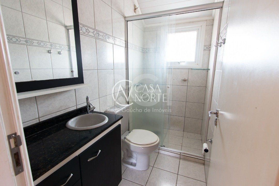 Casa de Condomínio à venda com 3 quartos, 92m², 1 suíte, 2 vagas, Rua Afonso Arinos no bairro Camaquã em Porto Alegre