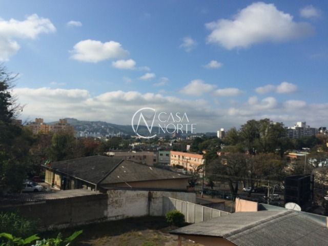 Terreno à venda  com 1800m², Rua Pinare no bairro Vila Assunção em Porto Alegre