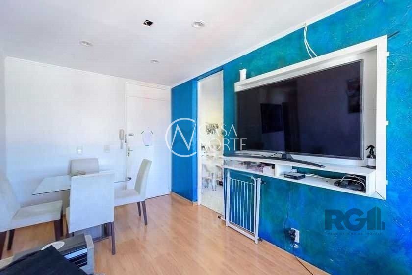 Apartamento à venda com 2 quartos, 52m², 1 vaga, Avenida Romeu Samarani Ferreira no bairro Vila Nova em Porto Alegre