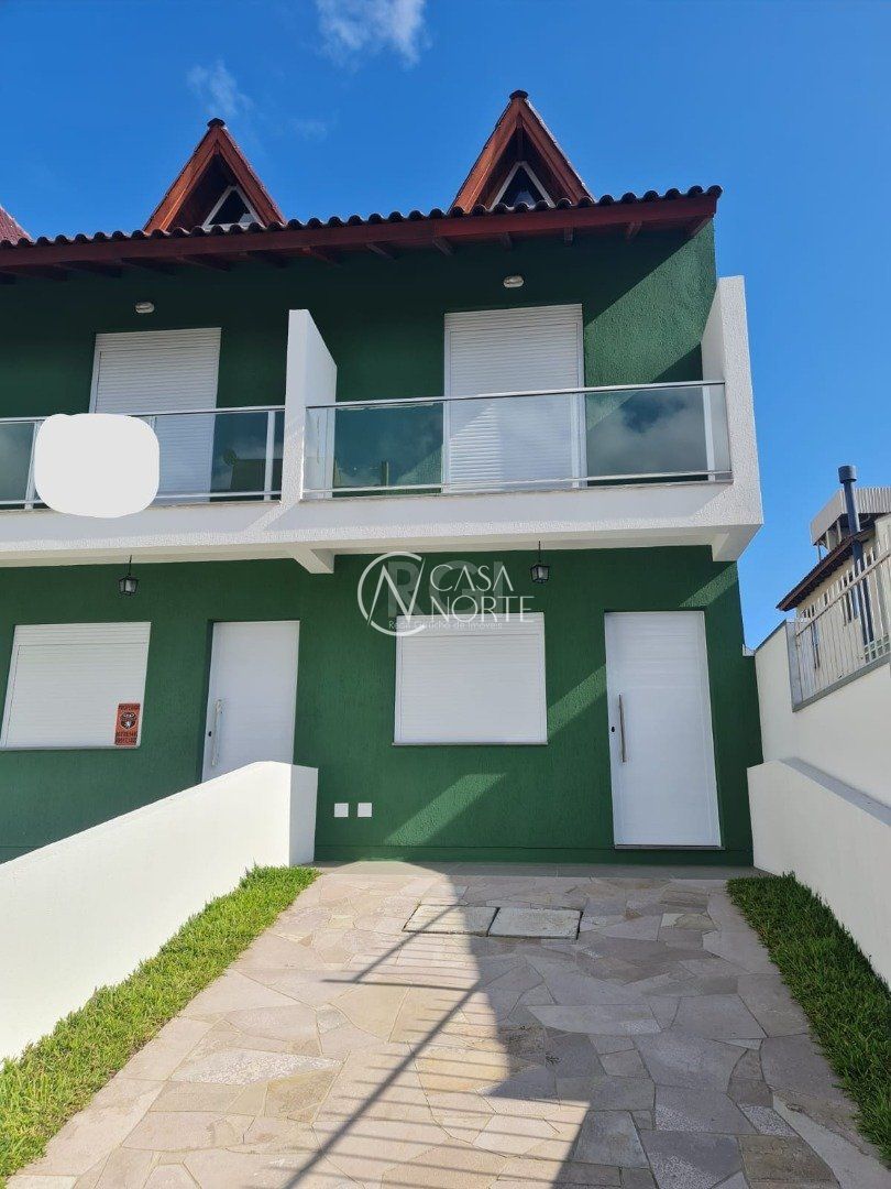 Casa à venda com 2 quartos, 74m², 1 suíte, 1 vaga, Rua Manoel Fernandes no bairro Guarujá em Porto Alegre