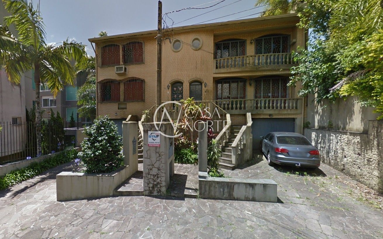 Casa à venda com 6 quartos, 600m², 6 suítes, 9 vagas, Praça José Assunção no bairro Vila Assunção em Porto Alegre