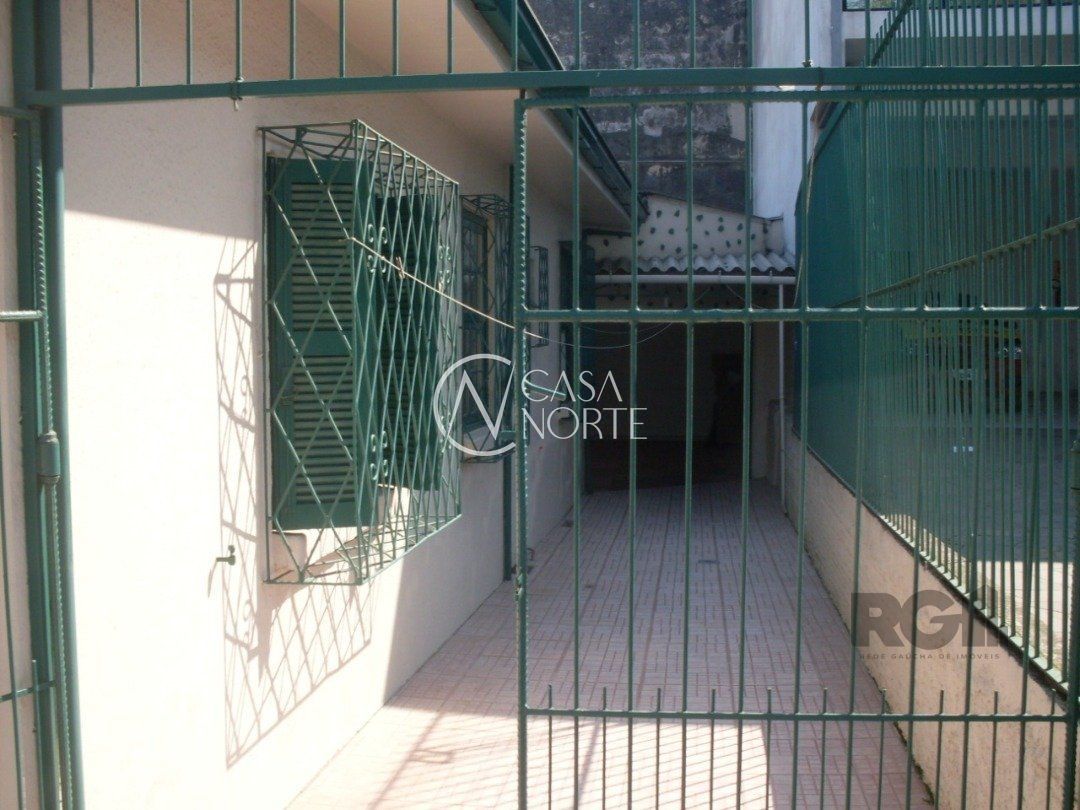 Casa Comercial à venda , 201m², 6 vagas, Rua Coronel Aparício Borges no bairro Glória em Porto Alegre