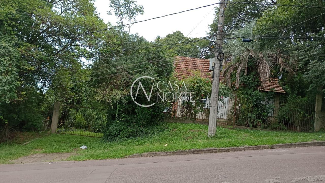 Terreno à venda  com 1189m², Rua Curupaiti no bairro Cristal em Porto Alegre