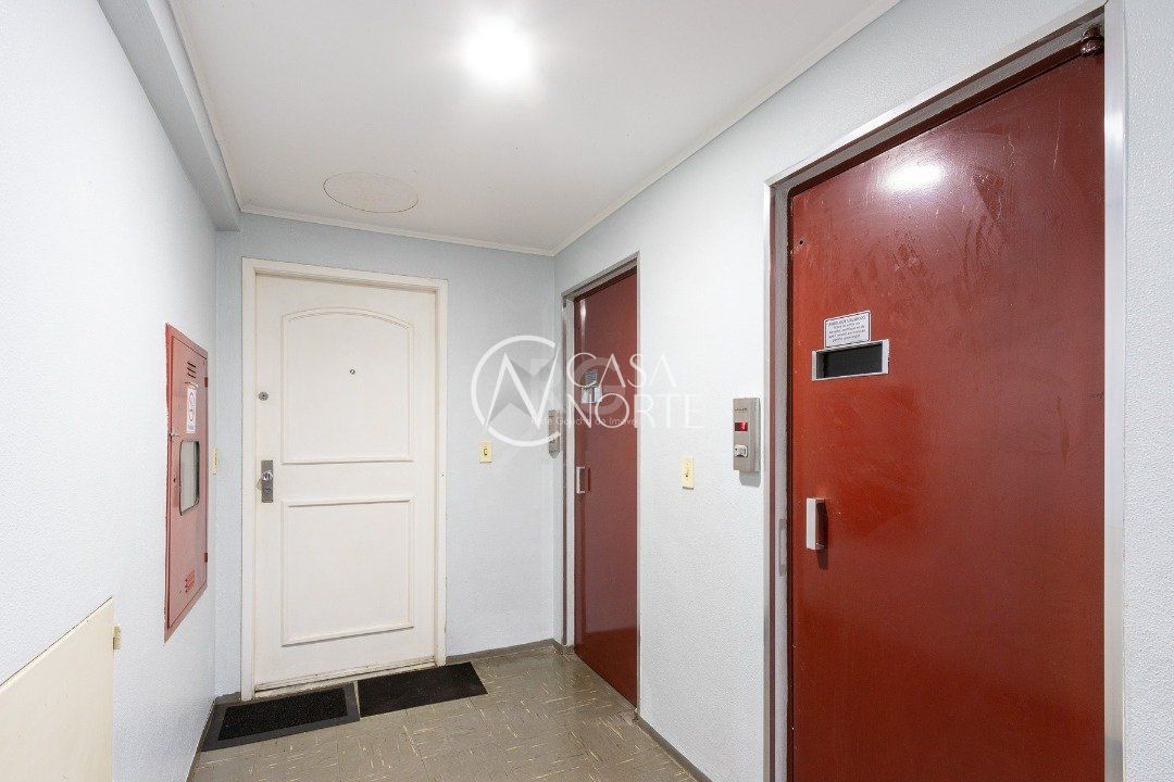 Cobertura à venda com 3 quartos, 230m², 1 suíte, 2 vagas, Avenida Icaraí no bairro Cristal em Porto Alegre