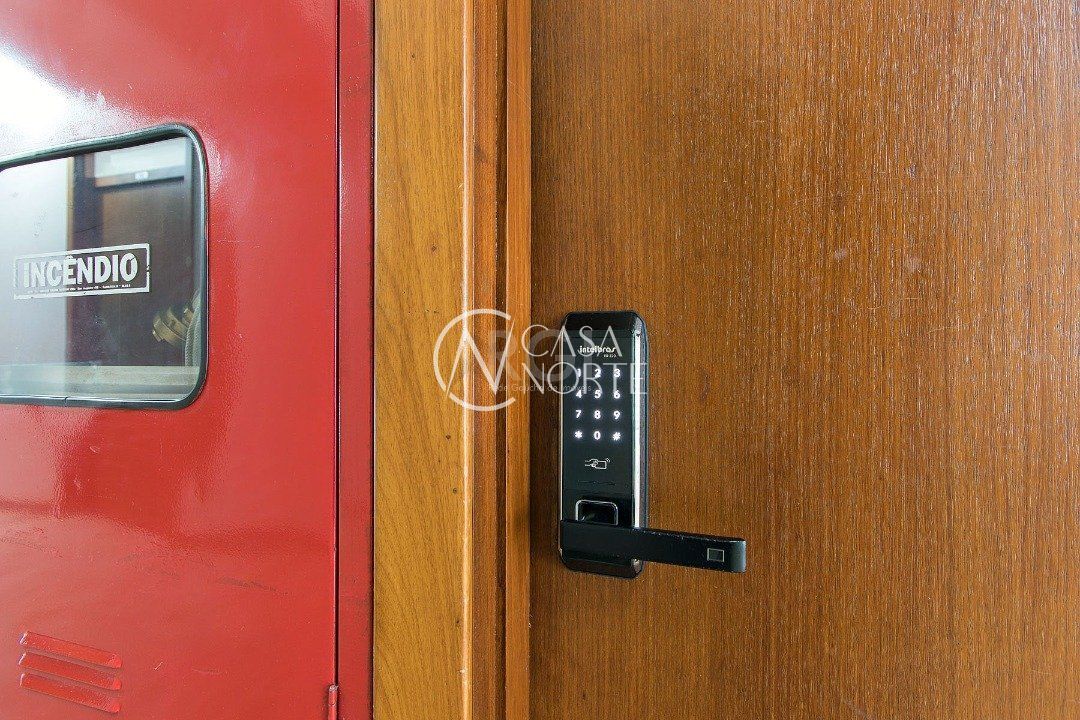 Sala Comercial à venda com 4 quartos, 188m², 6 vagas, Rua Furriel Luiz Antônio de Vargas no bairro Bela Vista em Porto Alegre