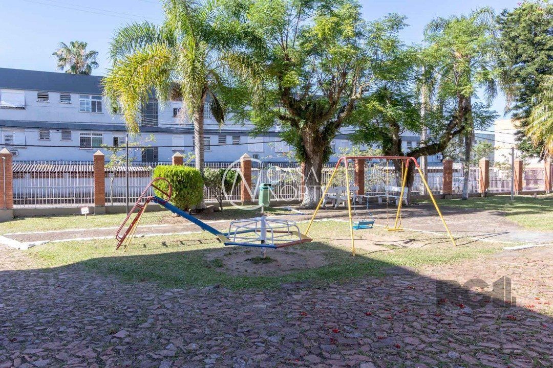 Apartamento à venda com 2 quartos, 59m², 1 vaga, Rua Doutor Castro de Menezes no bairro Vila Assunção em Porto Alegre