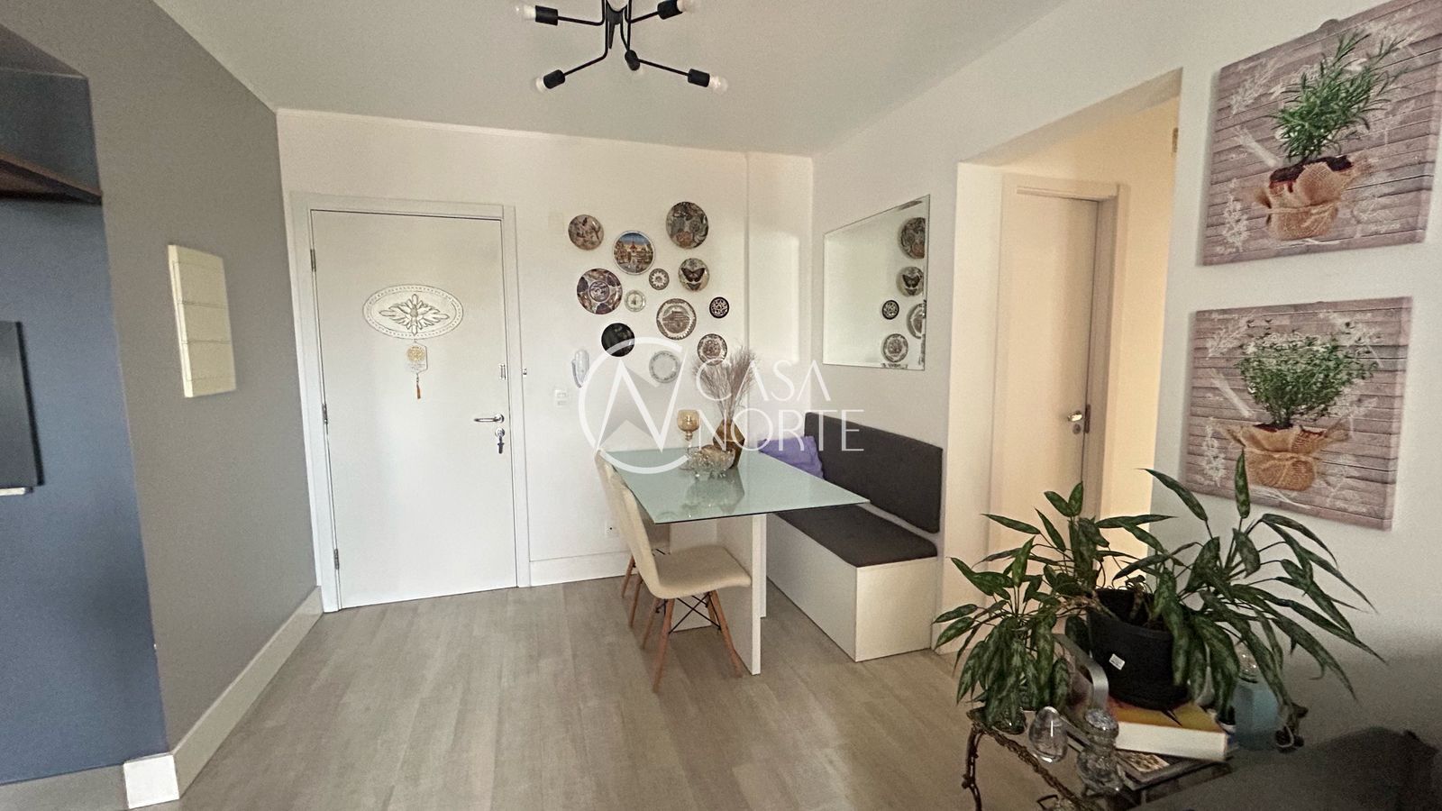 Apartamento à venda com 2 quartos, 60m², 1 suíte, 1 vaga, Rua Coronel Aparício Borges no bairro Glória em Porto Alegre