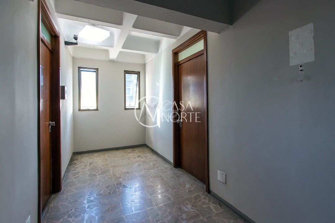 Sala Comercial à venda com 4 quartos, 53m², Rua Furriel Luiz Antônio de Vargas no bairro Bela Vista em Porto Alegre