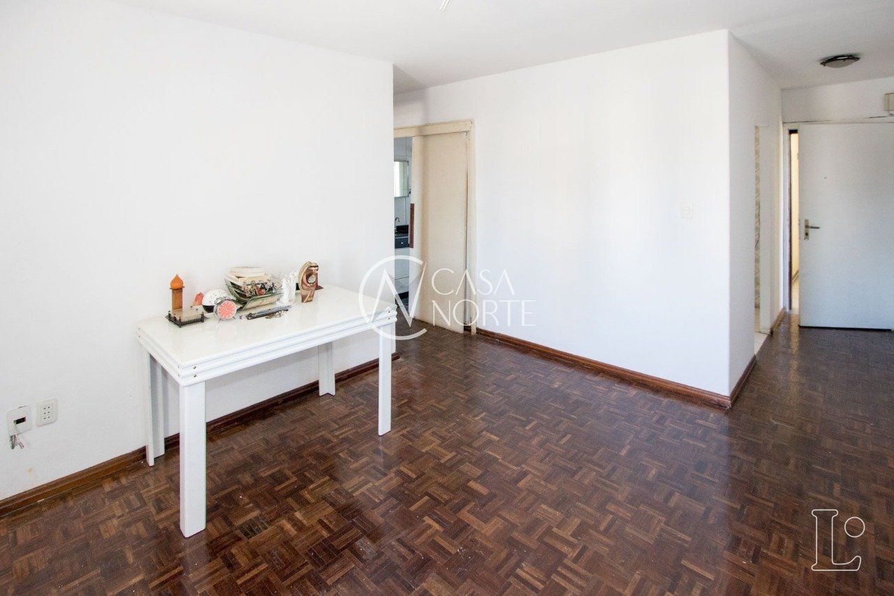Apartamento à venda com 2 quartos, 66m², Avenida Wenceslau Escobar no bairro Cristal em Porto Alegre