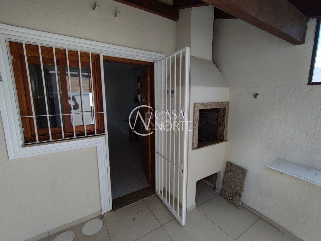 Casa à venda com 3 quartos, 84m², 3 suítes, 1 vaga, Rua Izar Faria Correa Santanna no bairro Hípica em Porto Alegre