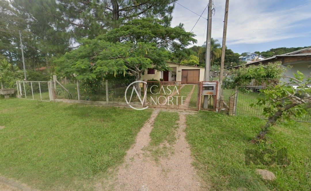 Casa à venda com 2 quartos, 139m², 3 vagas, Estrada Retiro da Ponta Grossa no bairro Ponta Grossa em Porto Alegre