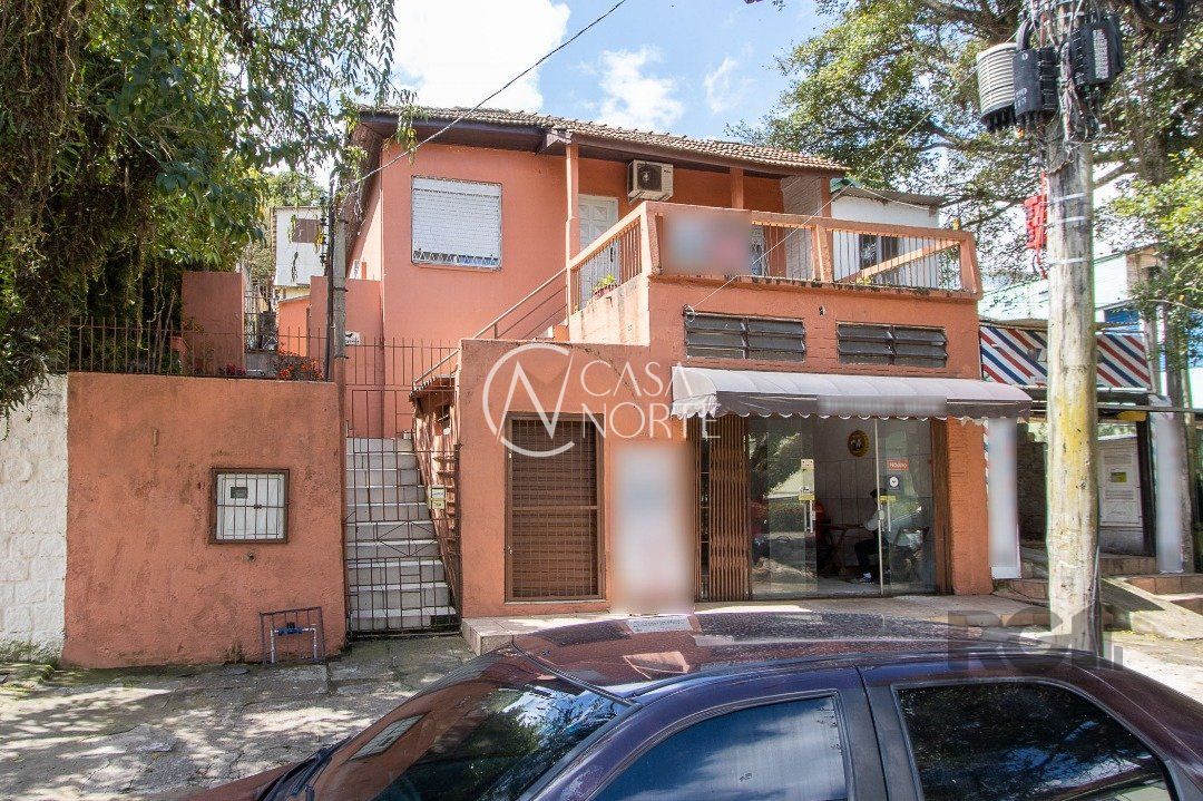 Casa à venda com 2 quartos, 90m², 2 vagas, Avenida Capivari no bairro Cristal em Porto Alegre