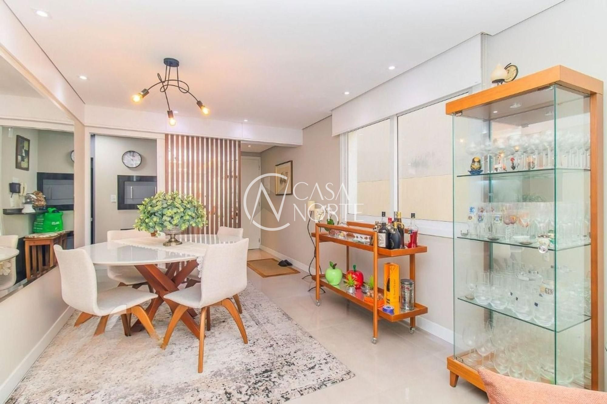 Apartamento à venda com 2 quartos, 100m², 2 suítes, 3 vagas, Avenida Bagé no bairro Petrópolis em Porto Alegre