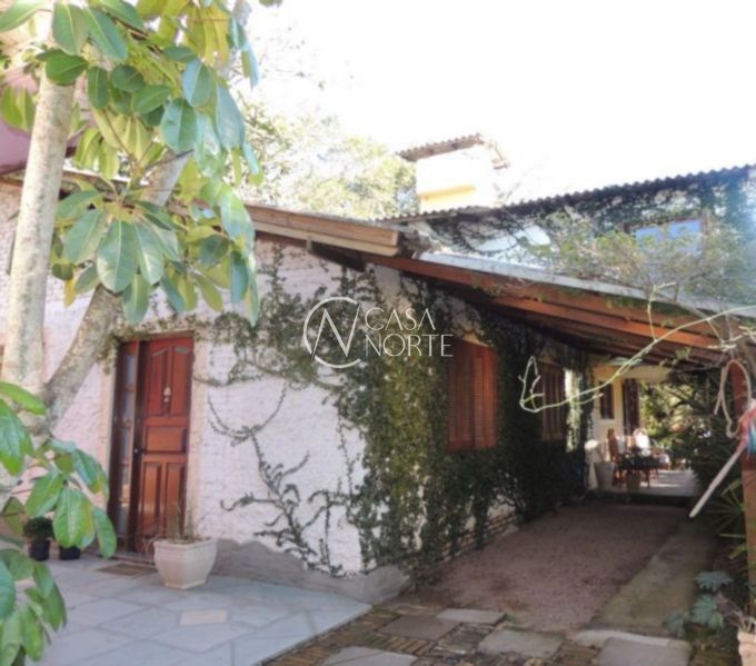 Sobrado à venda com 3 quartos, 800m², Avenida General Flores da Cunha no bairro Belém Novo em Porto Alegre