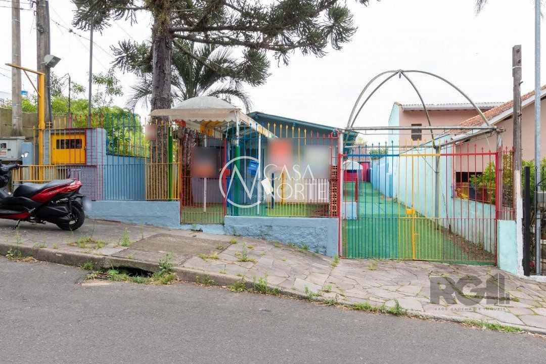 Casa Comercial à venda , 172m², Rua Professor Joaquim Felizardo no bairro Espírito Santo em Porto Alegre