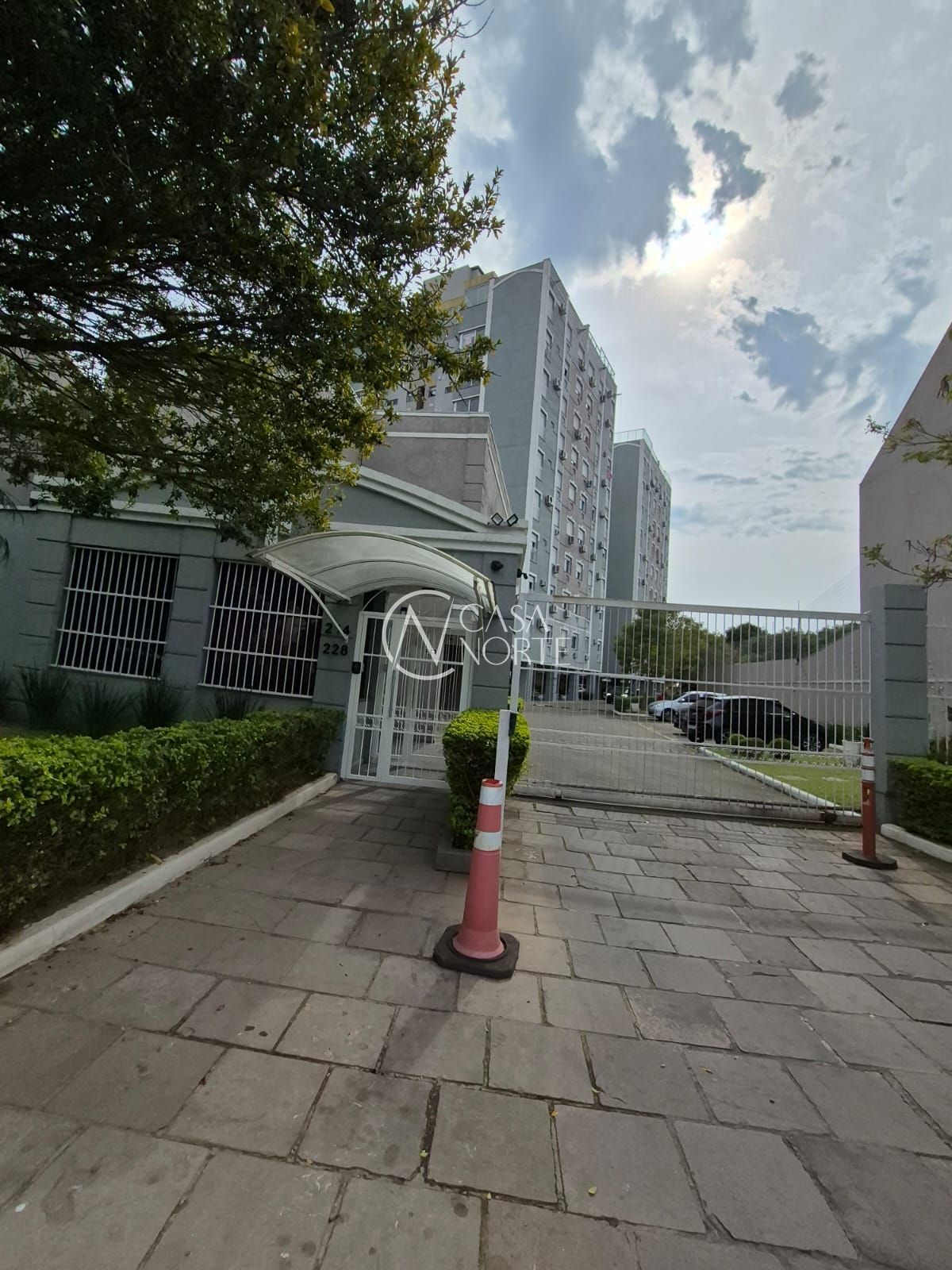 Apartamento à venda com 3 quartos, 150m², 1 suíte, 2 vagas, Rua Coronel Massot no bairro Cristal em Porto Alegre