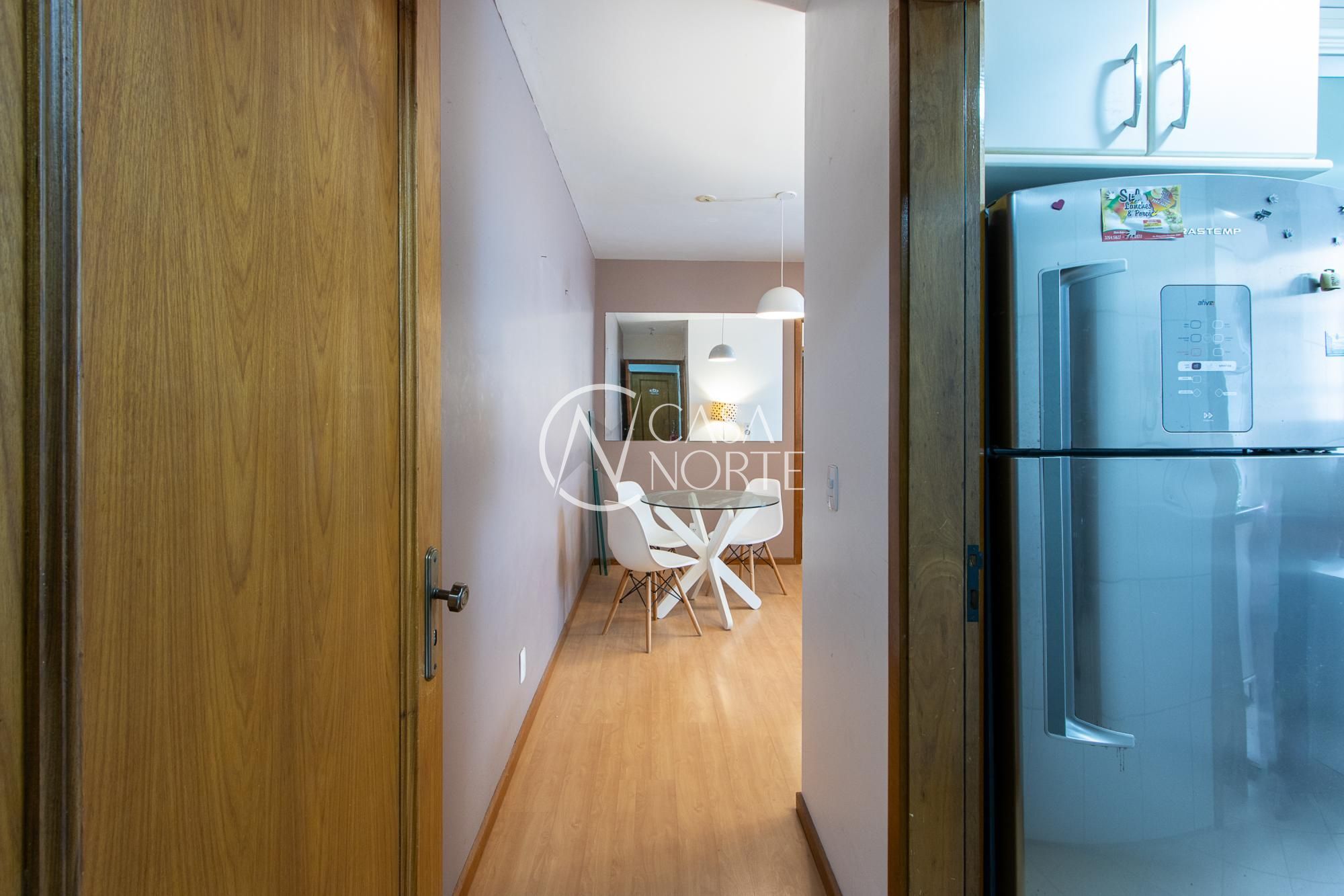 Apartamento à venda com 3 quartos, 67m², 1 vaga, Rua Porto Calvo no bairro Ipanema em Porto Alegre