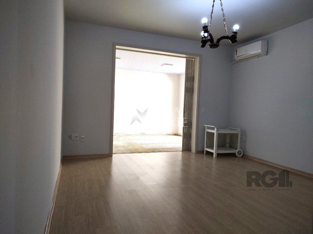Apartamento Garden à venda com 2 quartos, 87m², 1 suíte, Rua Dário Pederneiras no bairro Petrópolis em Porto Alegre
