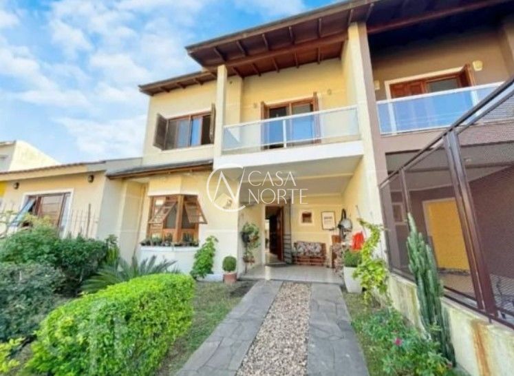 Casa à venda com 3 quartos, 149m², 1 suíte, 2 vagas, Rua Pau-Brasil no bairro Hípica em Porto Alegre