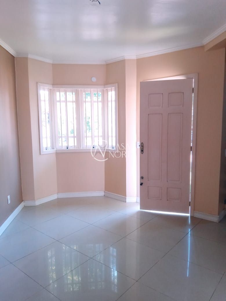 Casa à venda com 3 quartos, 197m², 1 suíte, 2 vagas, Rua Francisco Mattos Terres no bairro Aberta dos Morros em Porto Alegre