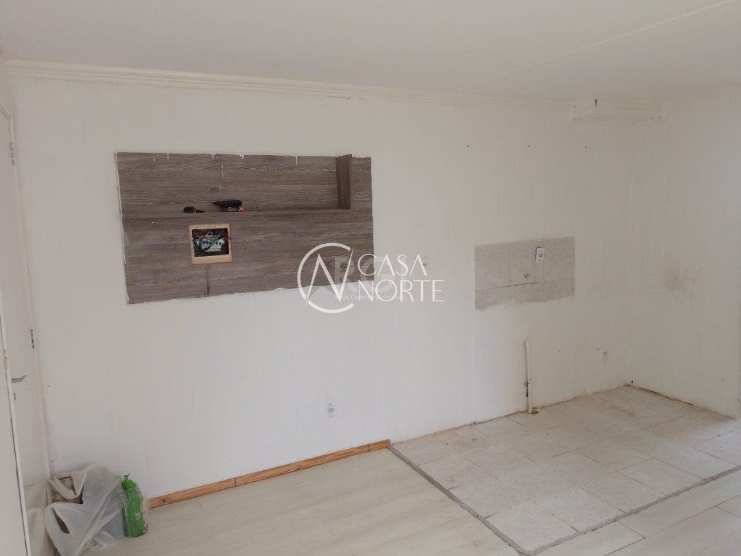Apartamento à venda com 2 quartos, 43m², Rua Imperio no bairro Vila Nova em Porto Alegre