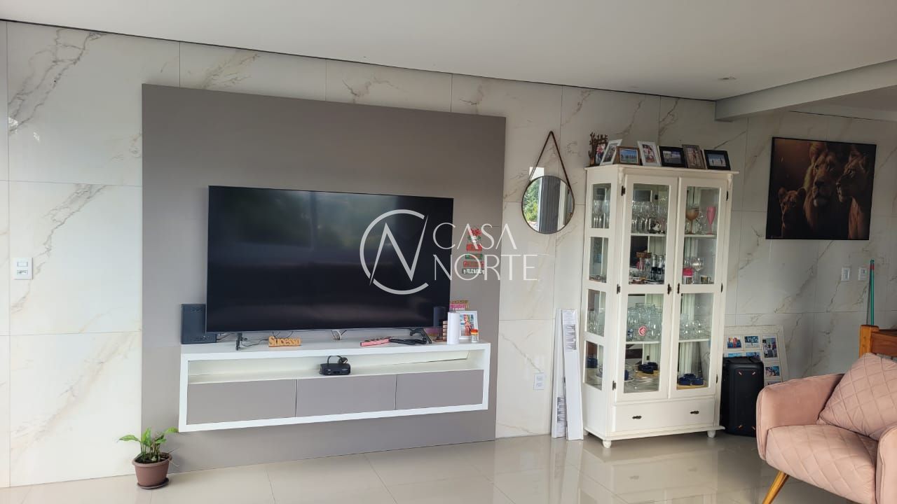 Casa à venda com 3 quartos, 170m², 1 suíte, 1 vaga, Rua Marquês do Maricá no bairro Vila Nova em Porto Alegre